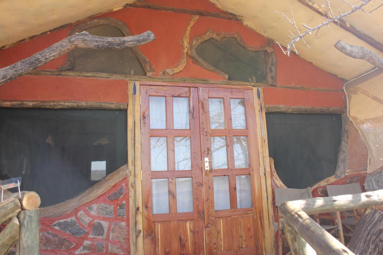 Lion'S Cave Camp, Samburu Villa Archers Post Dış mekan fotoğraf