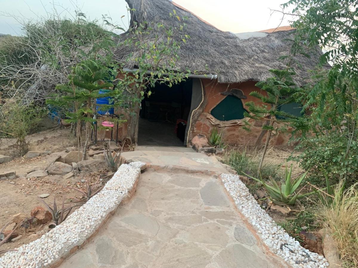 Lion'S Cave Camp, Samburu Villa Archers Post Dış mekan fotoğraf