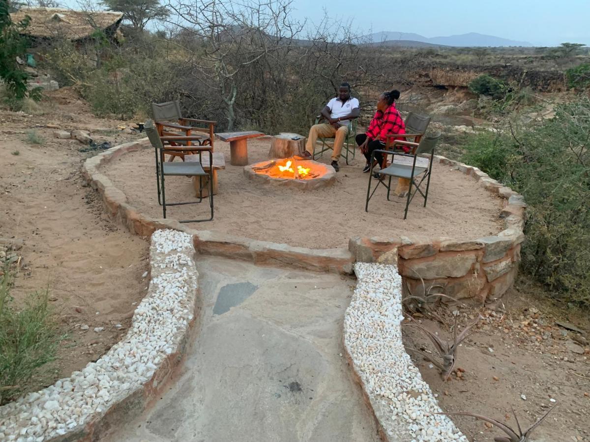Lion'S Cave Camp, Samburu Villa Archers Post Dış mekan fotoğraf