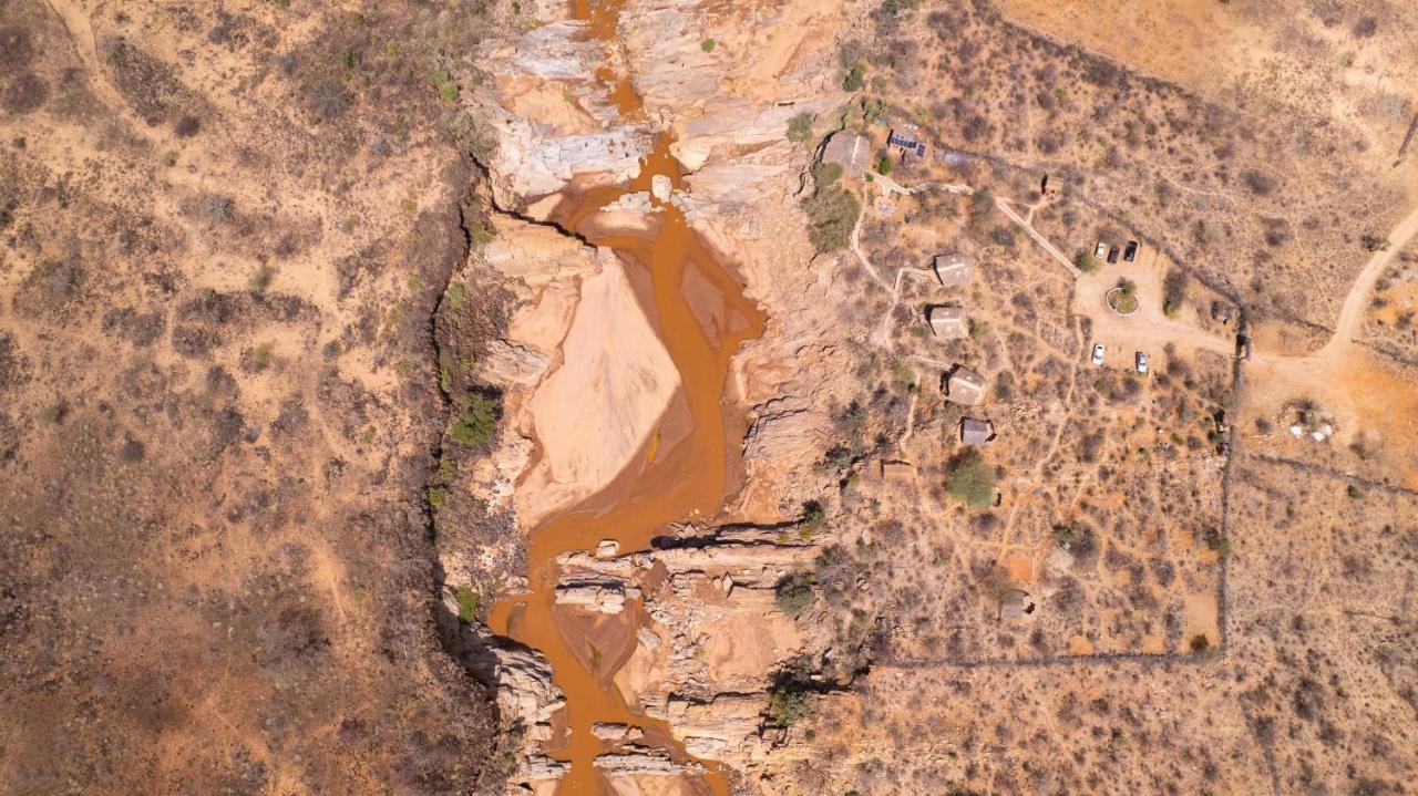 Lion'S Cave Camp, Samburu Villa Archers Post Dış mekan fotoğraf