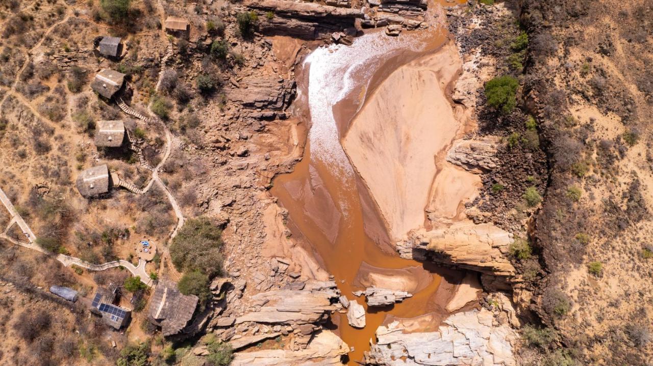 Lion'S Cave Camp, Samburu Villa Archers Post Dış mekan fotoğraf