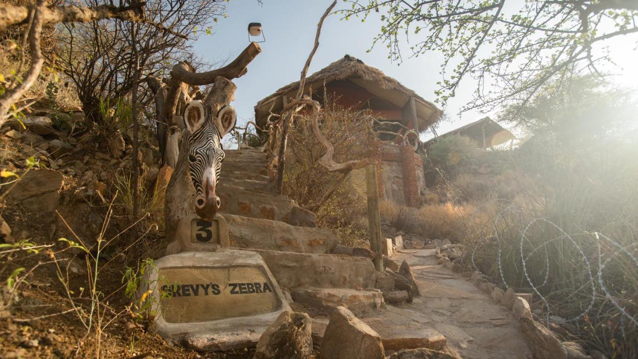 Lion'S Cave Camp, Samburu Villa Archers Post Dış mekan fotoğraf