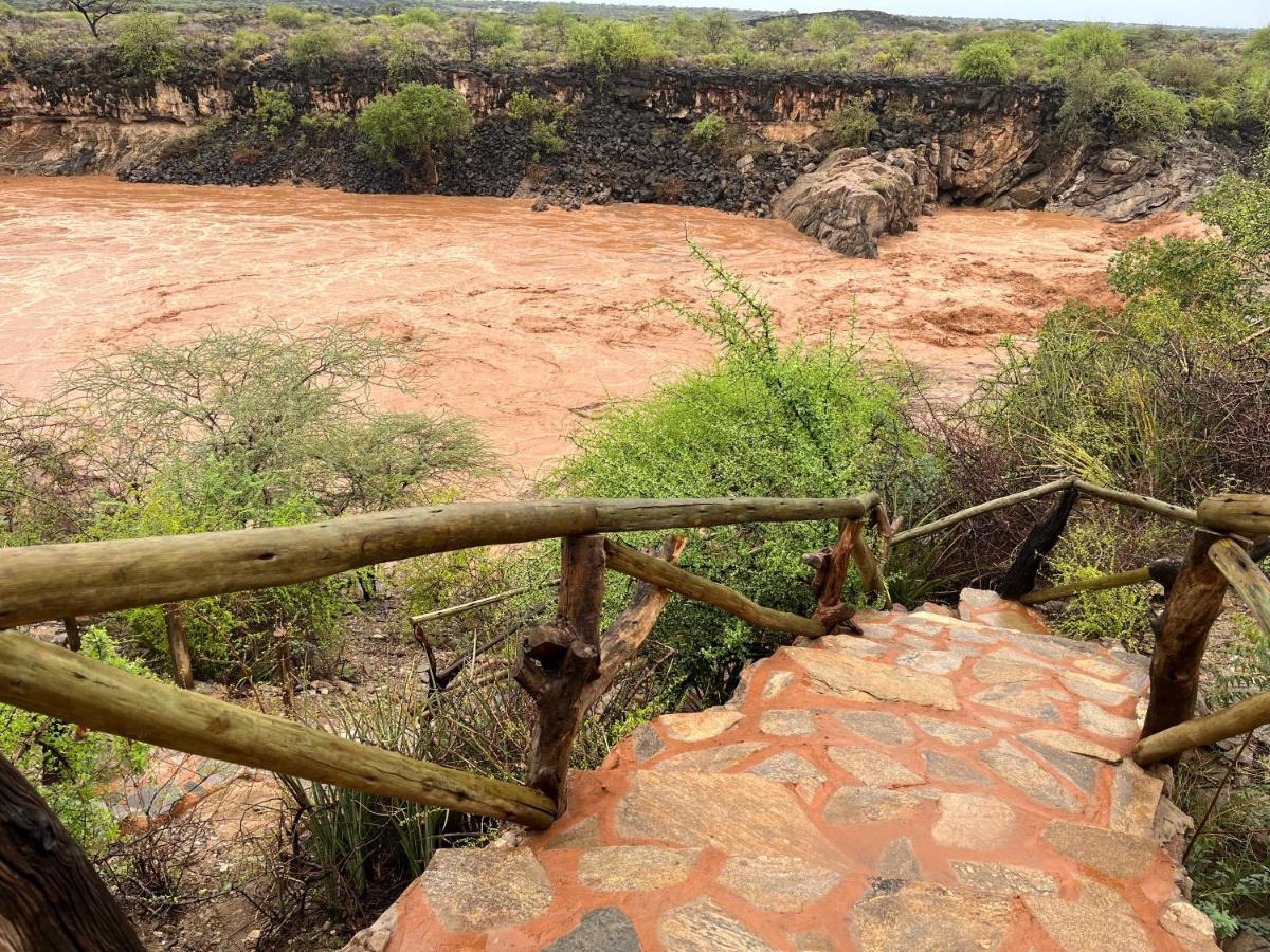 Lion'S Cave Camp, Samburu Villa Archers Post Dış mekan fotoğraf