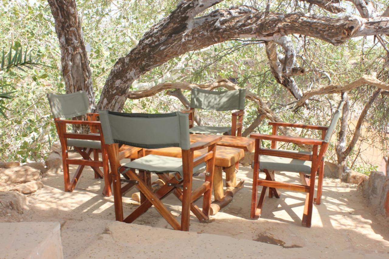 Lion'S Cave Camp, Samburu Villa Archers Post Dış mekan fotoğraf